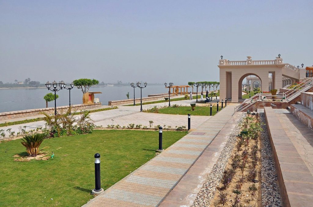 thumb_14448435_cover_header